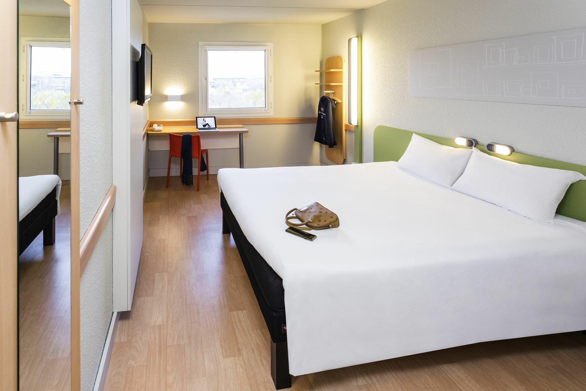 Ibis Budget Madrid Alcorcon Mostoles Exterior photo